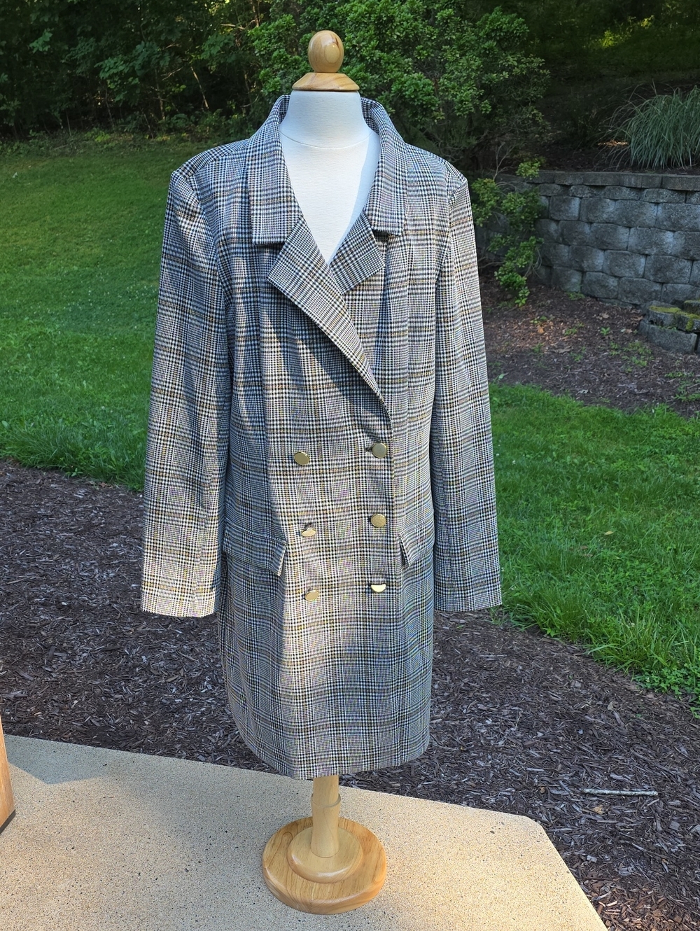 Nanette Lepore Houndstooth Double-Breasted Light Weight Coat